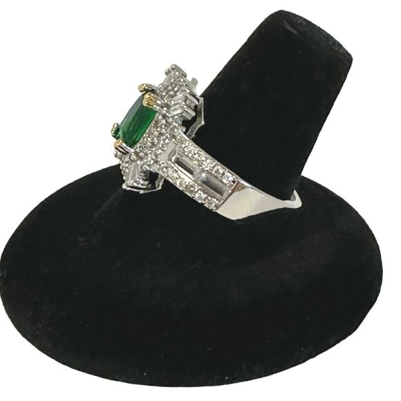 New 925 stamped silver ring. Square simulated emerald with zirconia halo 7 - 9 - Picture 3 of 6